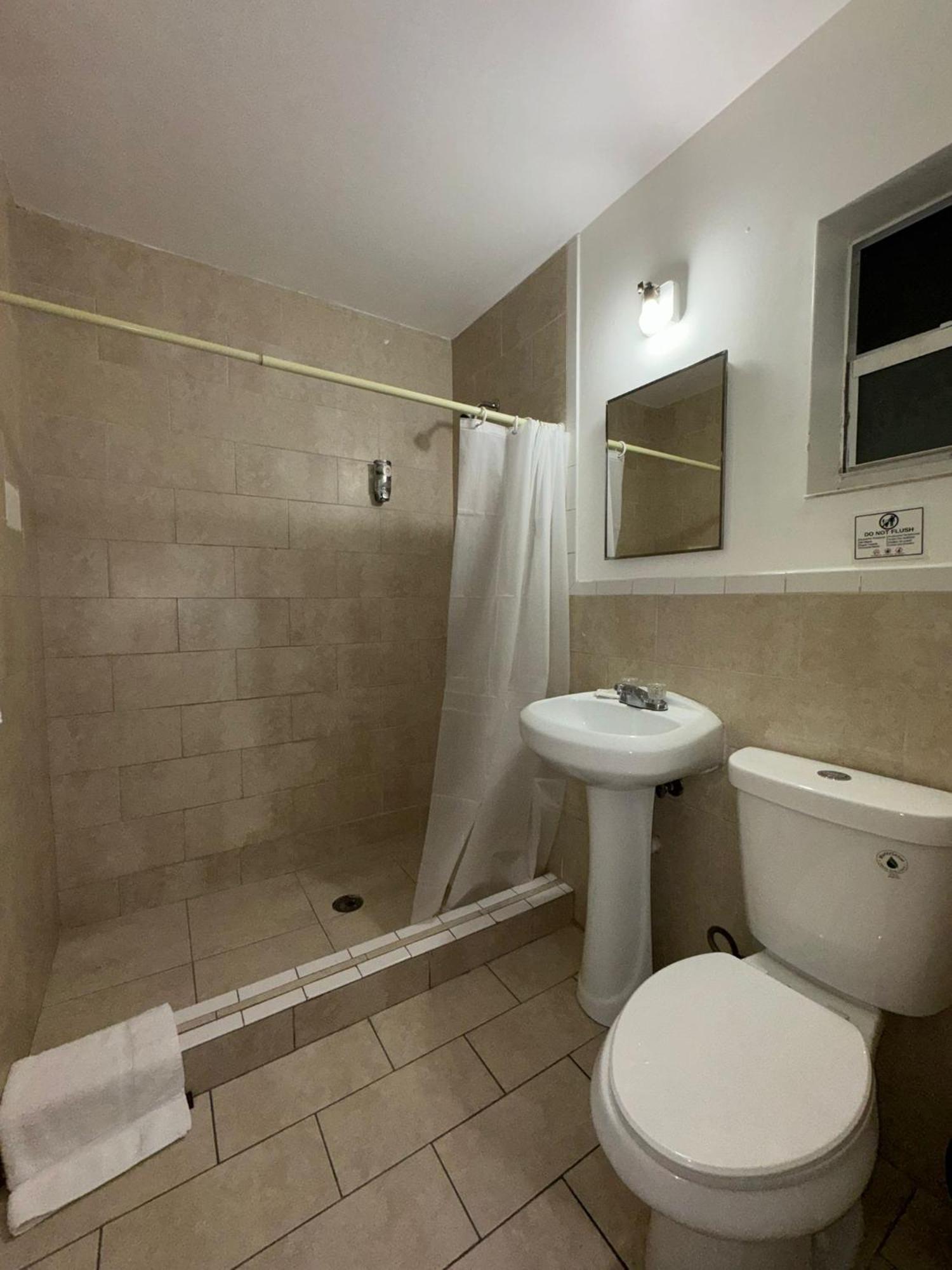 Hotel Rainbow - Miami - Little Havanna Екстериор снимка