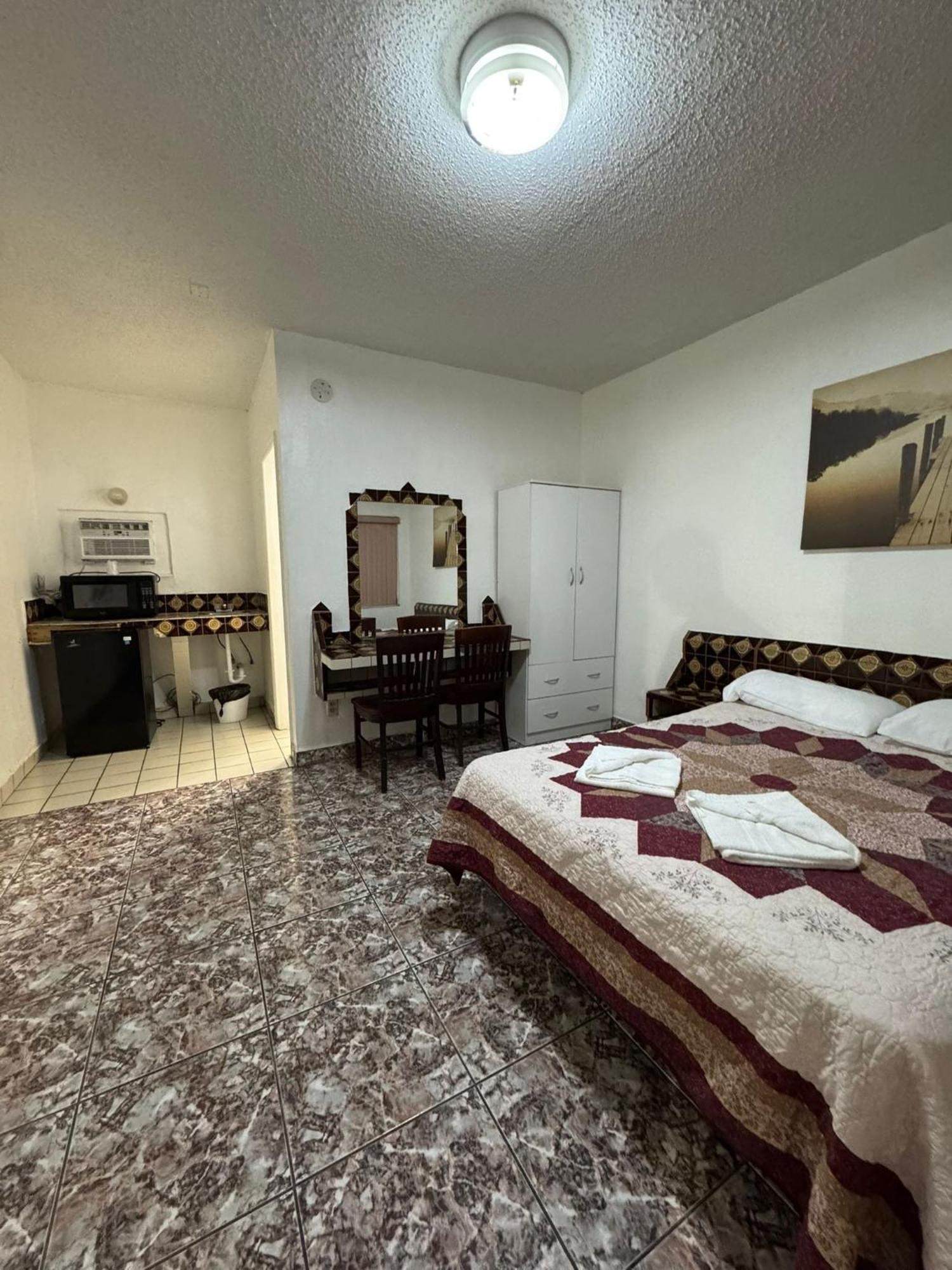 Hotel Rainbow - Miami - Little Havanna Екстериор снимка